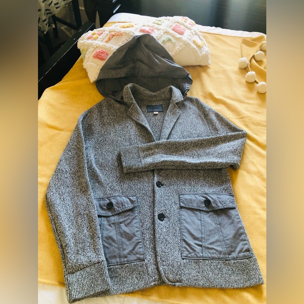 Beautiful sweater/nice casual jacket!